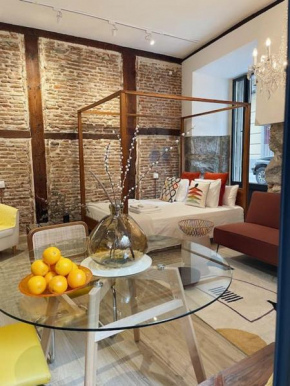 Opera Suite Carmen Studio near Royal Palace